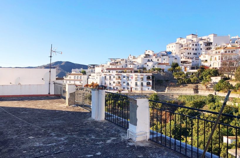 Apartment in Cómpeta