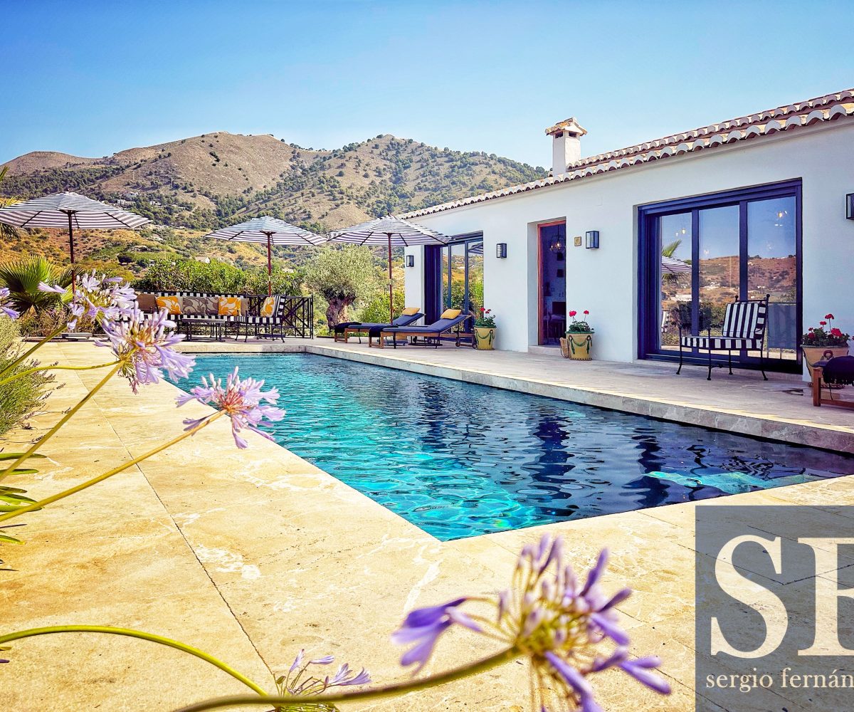 Country villa in Cómpeta