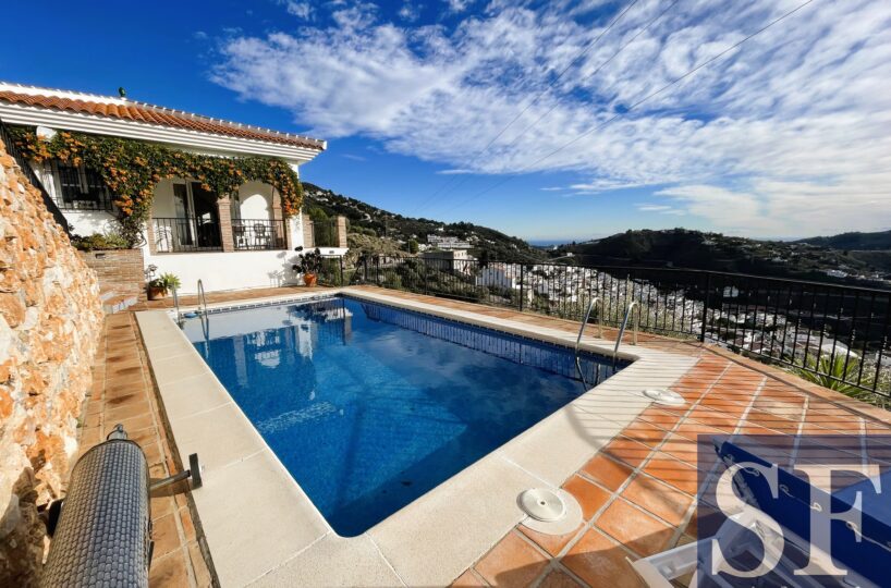 Country villa in Cómpeta