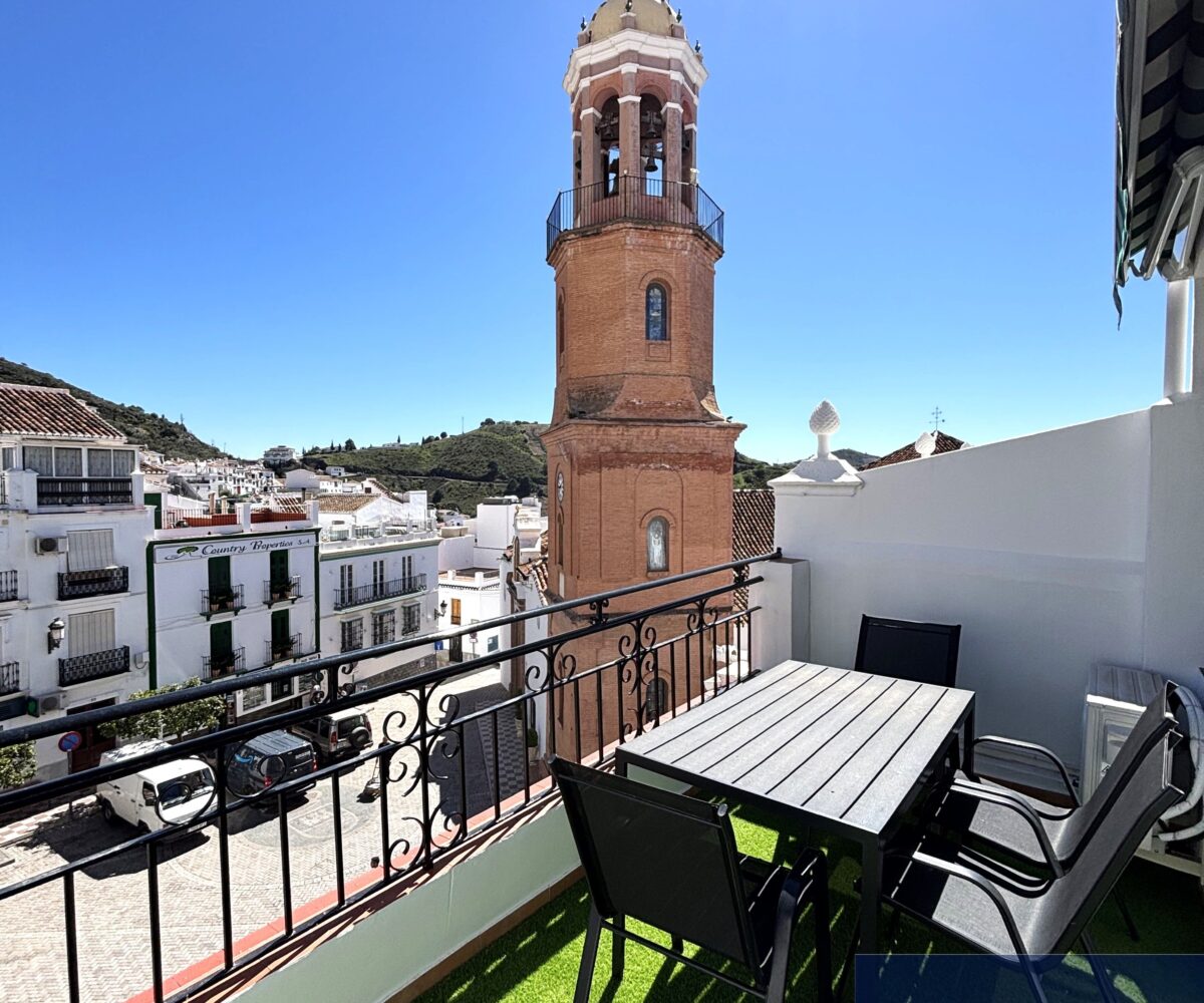 Apartment in Cómpeta