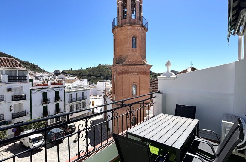 Apartment in Cómpeta