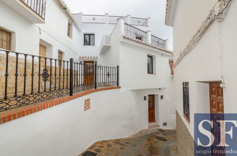 Townhouse in Sedella
