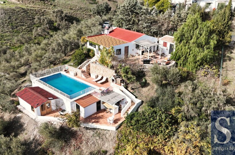 Country villa in Cómpeta