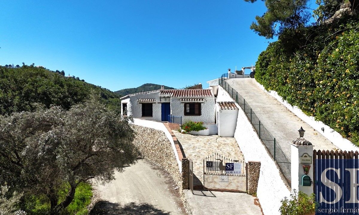 Country villa in Cómpeta