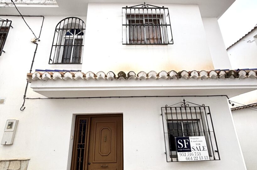 Townhouse in Sedella