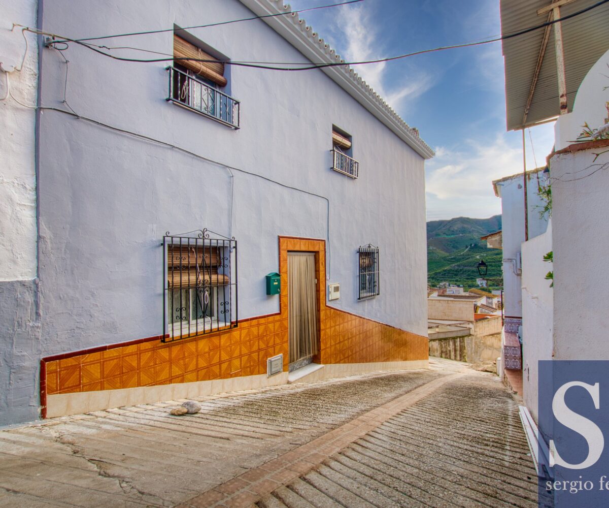 Townhouse in Benamargosa