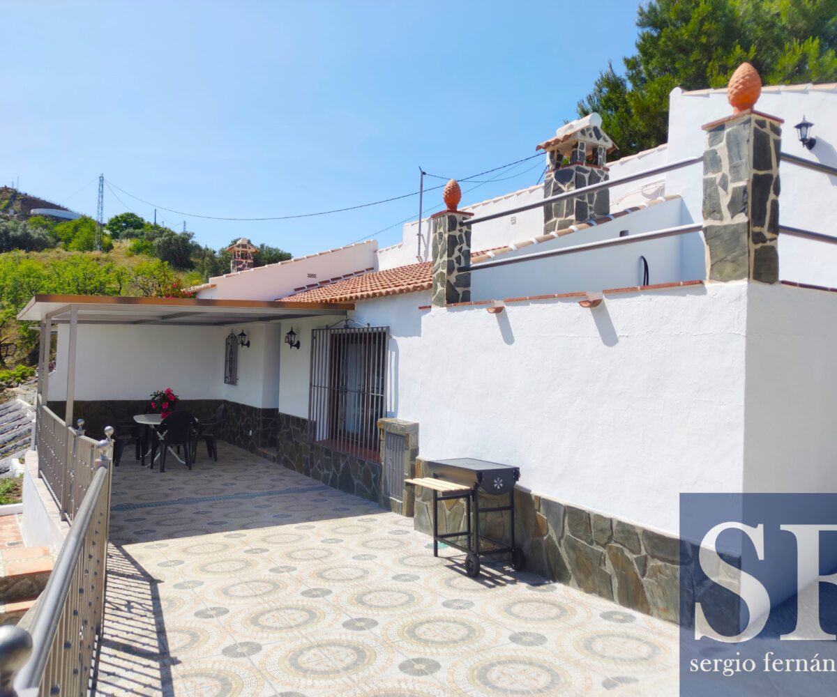 Country villa in Cómpeta
