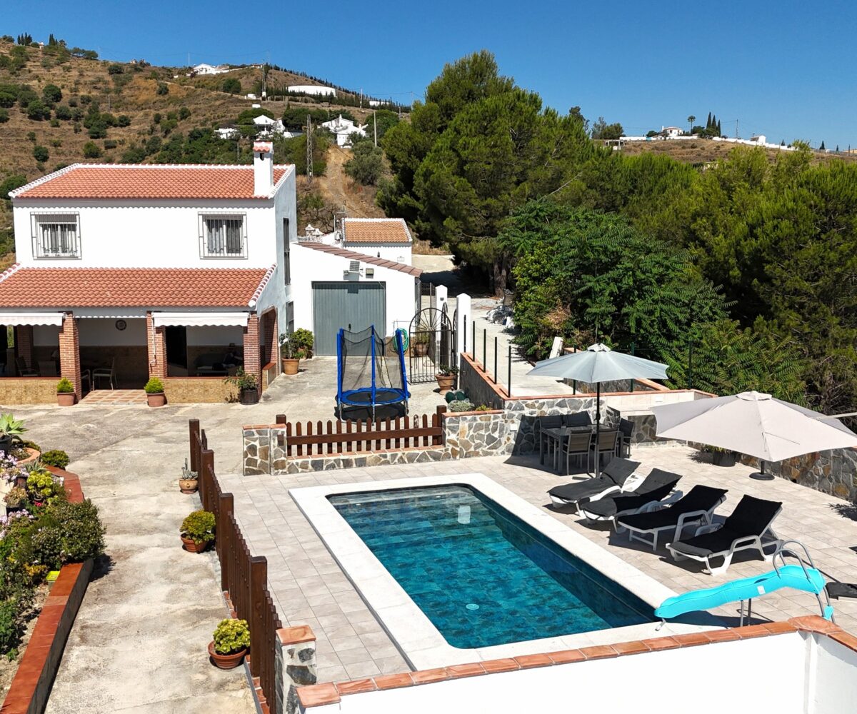 Country villa in Cómpeta