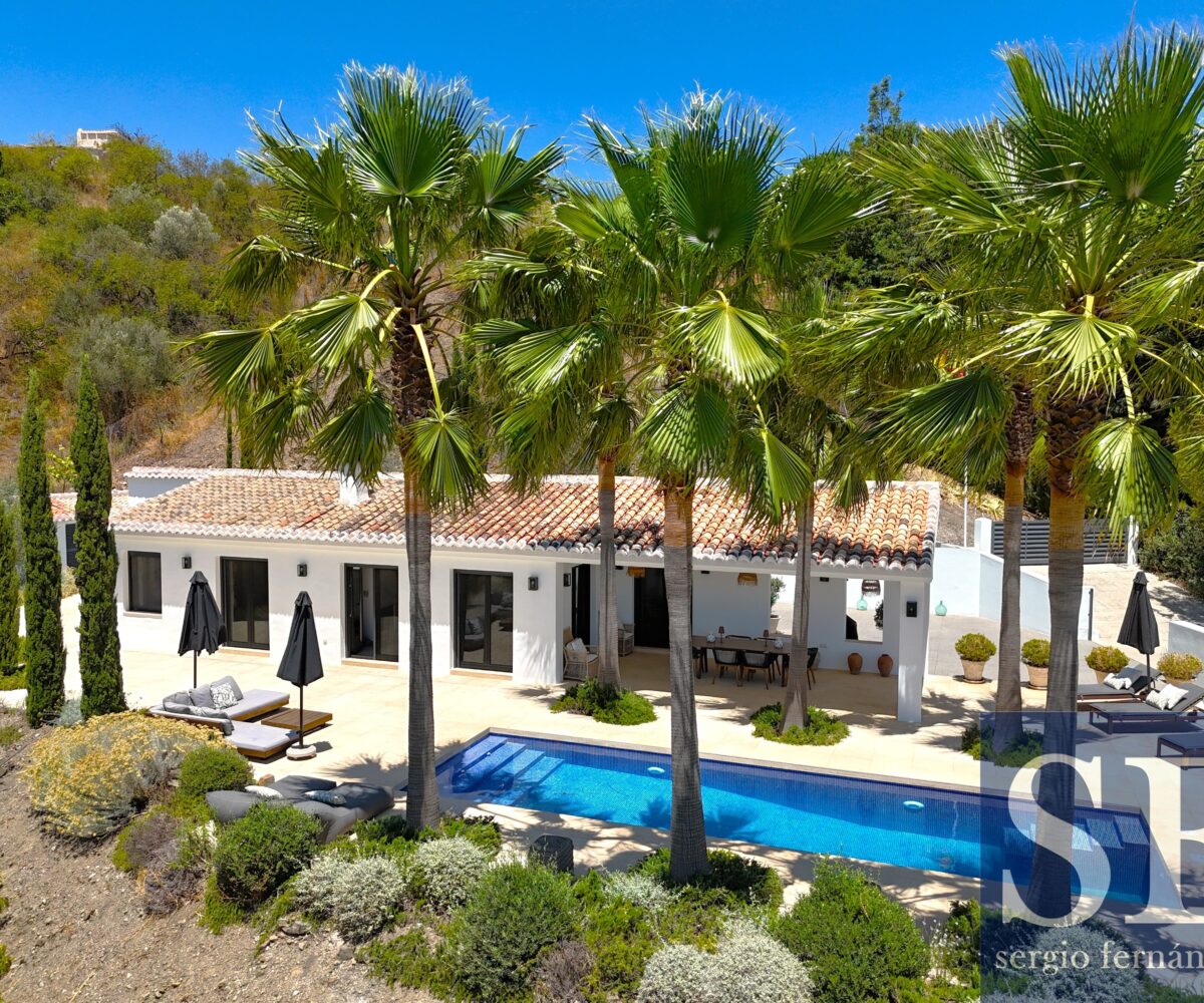 Country villa in Cómpeta