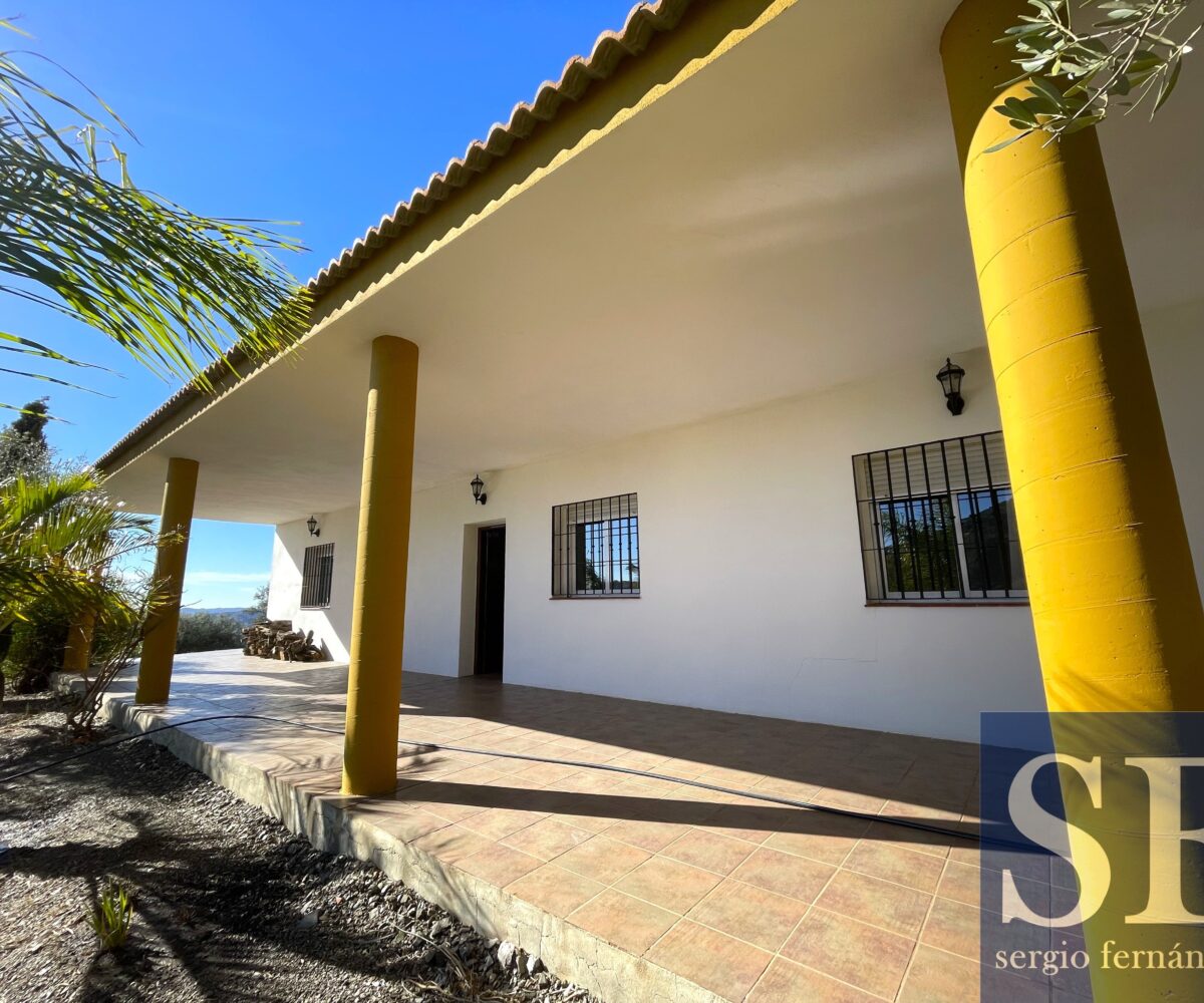 Country villa in Canillas de Aceituno