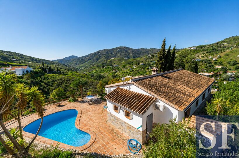Country villa in Cómpeta