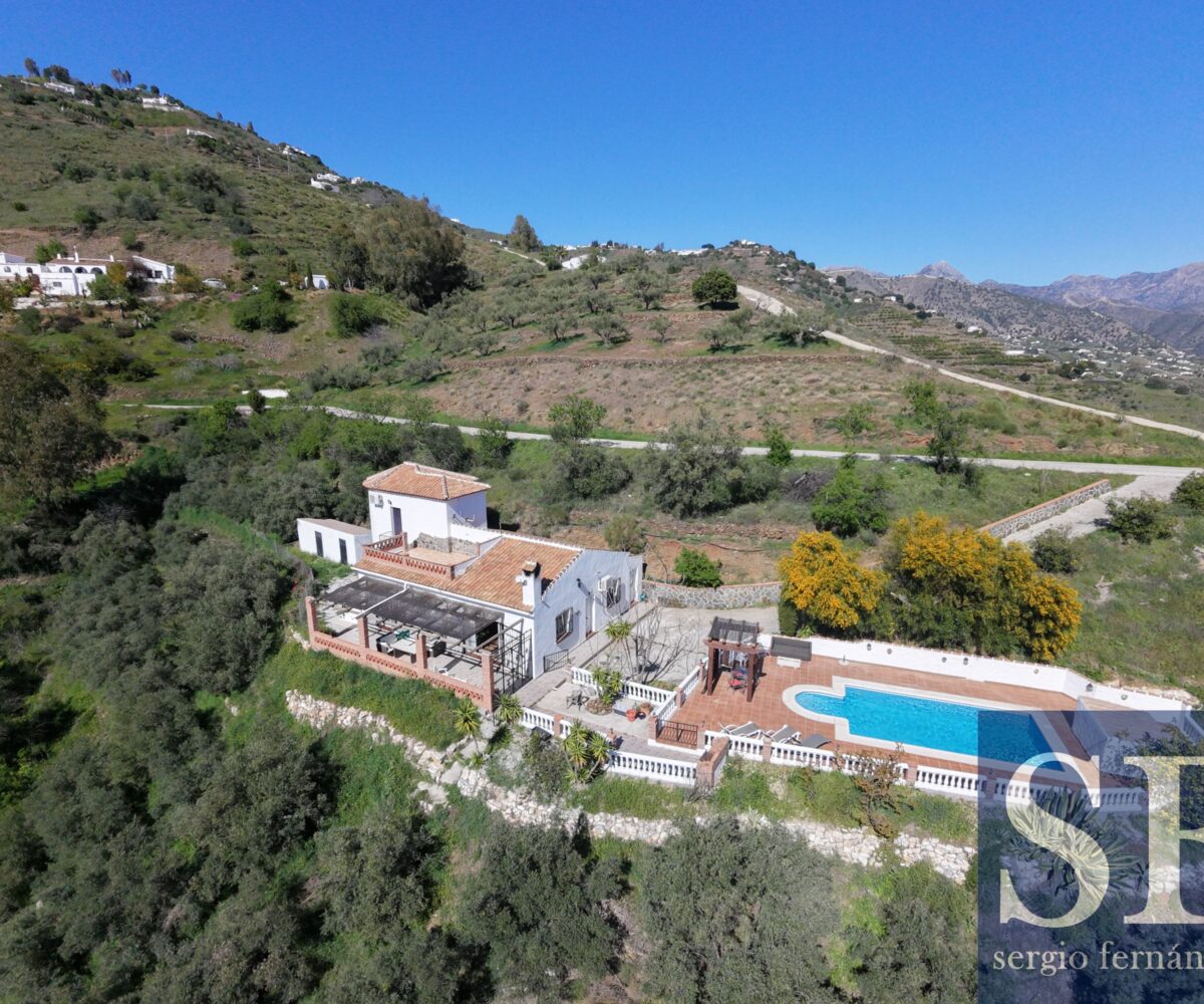 Country villa in Cómpeta