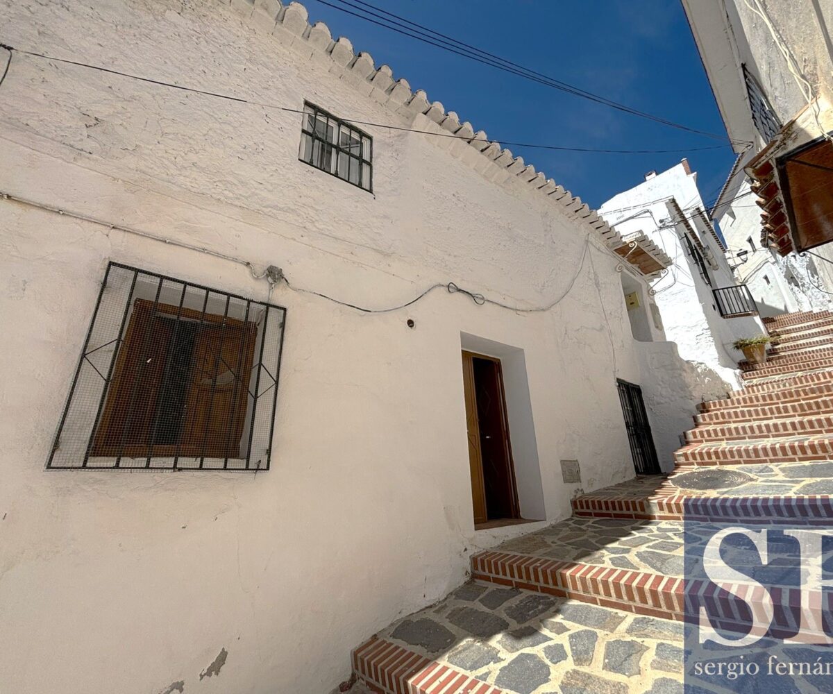 Townhouse in Sedella