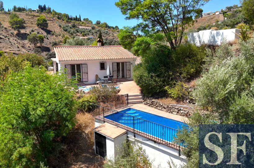 Country villa in Cómpeta