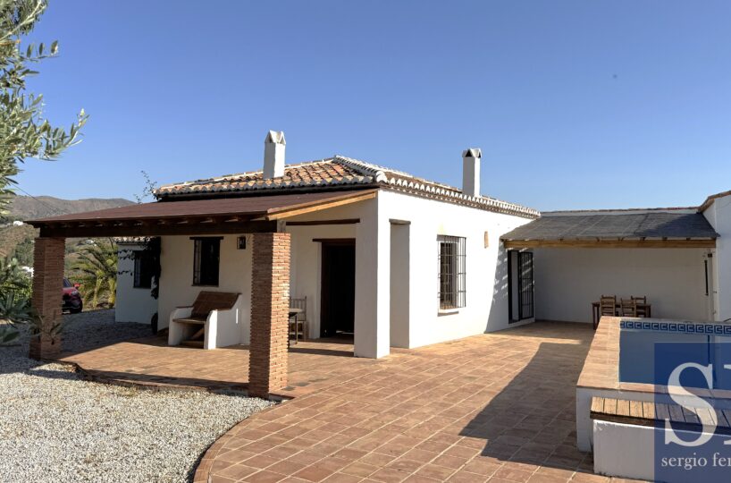 Country villa in Almachar