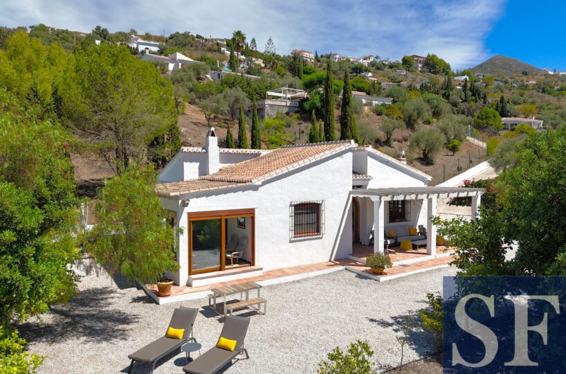 Country villa in Cómpeta