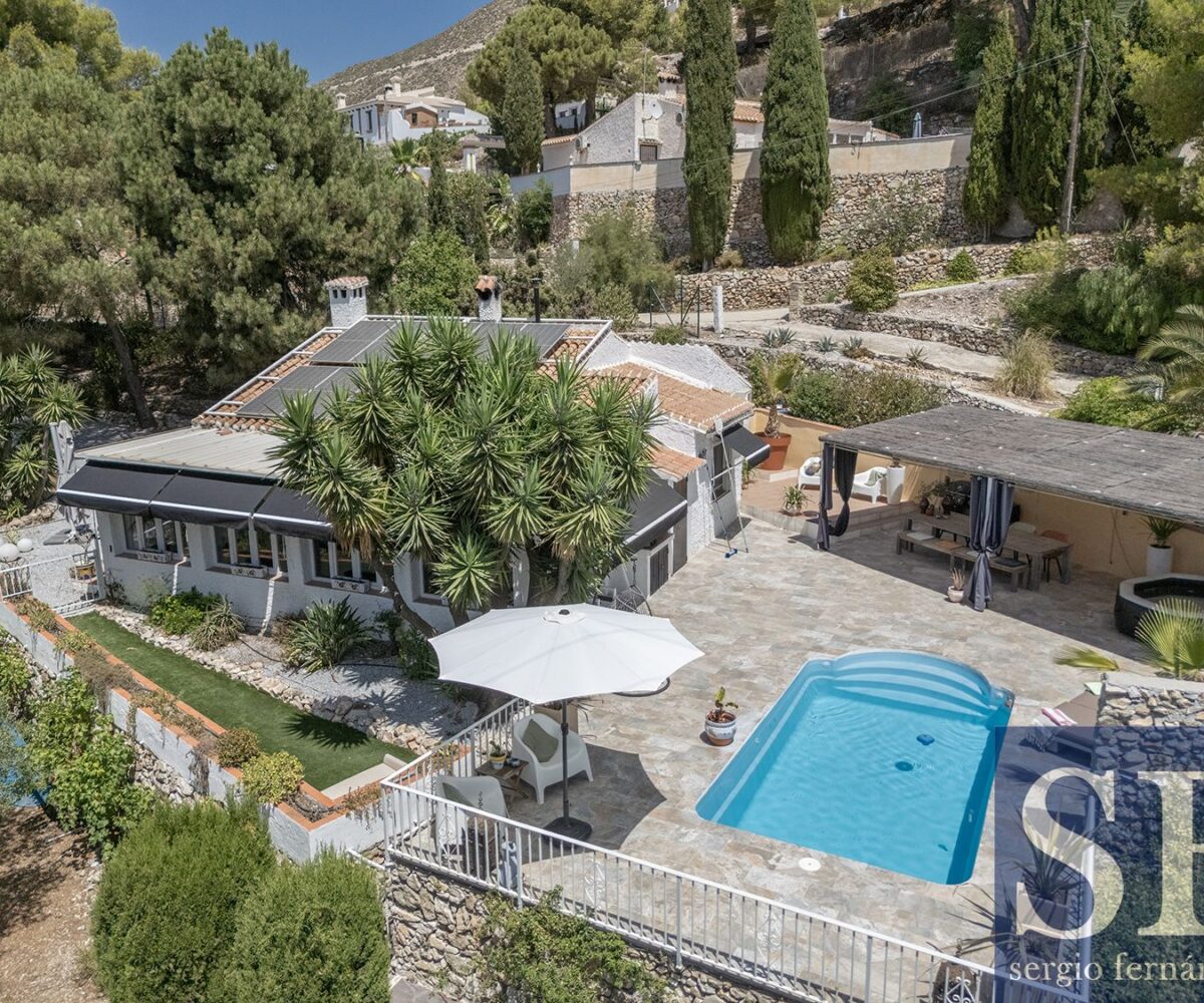 Country villa in Cómpeta