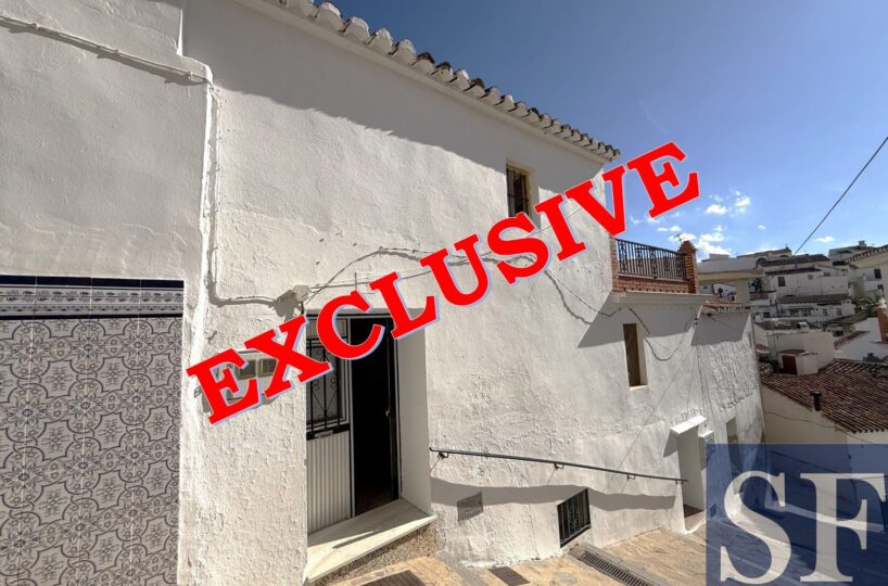 Townhouse in Sedella