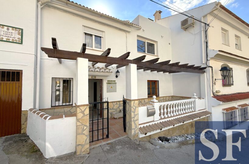 Apartment in Cómpeta